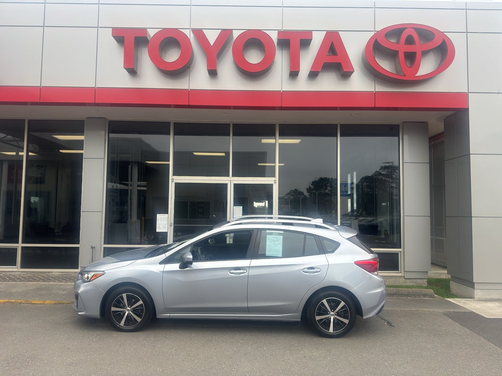 2019 Subaru Impreza Premium in Ice Silver Metallic — front three-quarter view