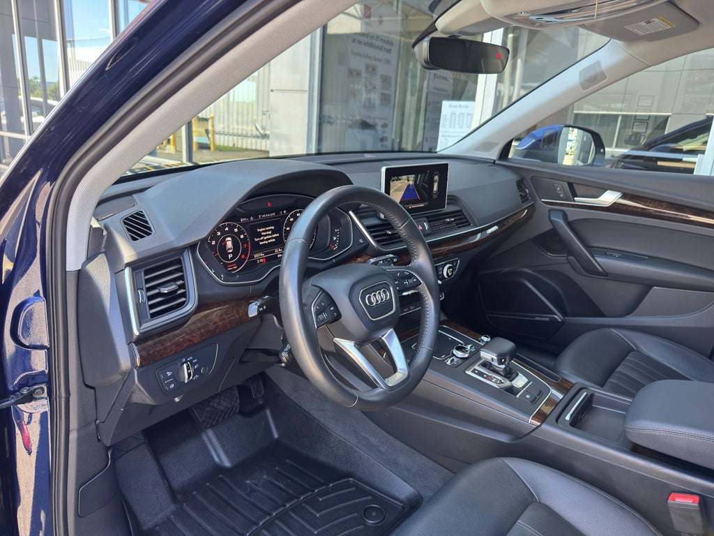 2018 Audi Q5 — rear three-quarter view